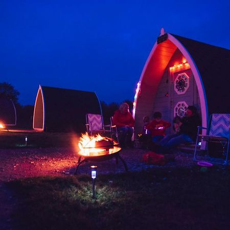 Camping Pod Near Lake Hotell Preston  Exteriör bild